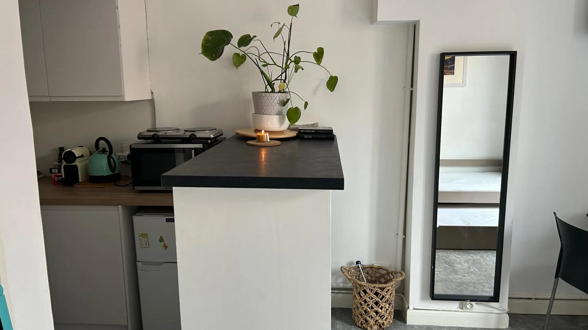 O Metro Gratte-Ciel Apartment Villeurbanne 0*,